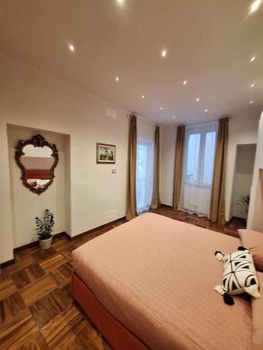 Il Talismano-In Citta -Vicino Al Mare Apartment Savona Bagian luar foto