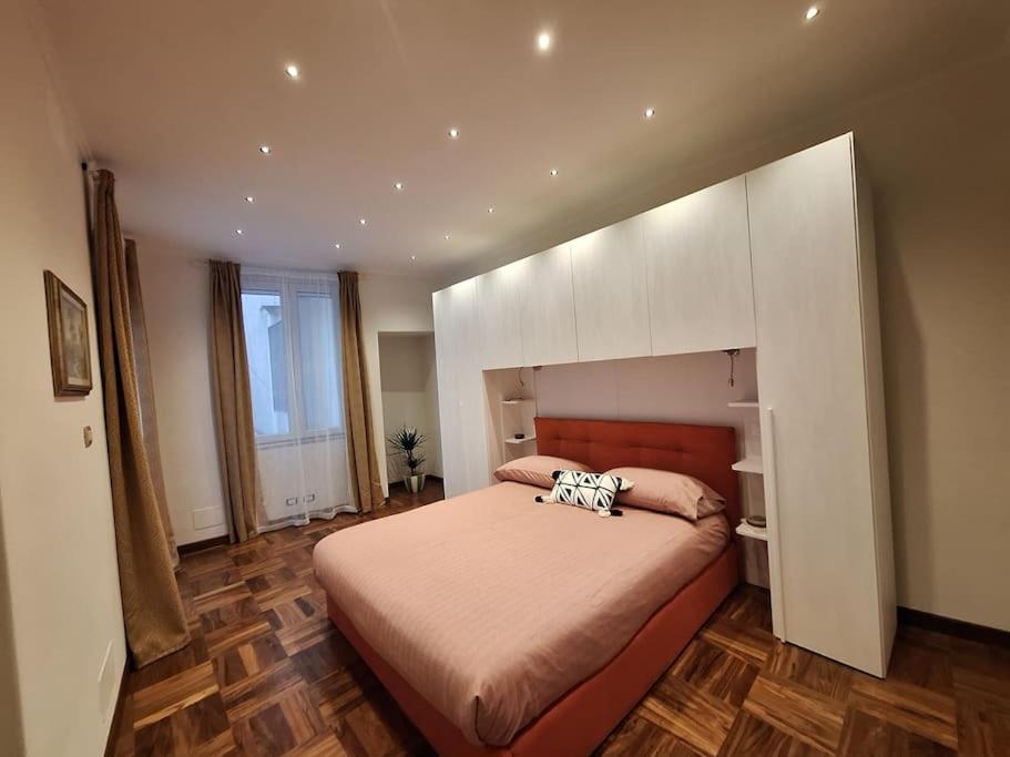 Il Talismano-In Citta -Vicino Al Mare Apartment Savona Bagian luar foto