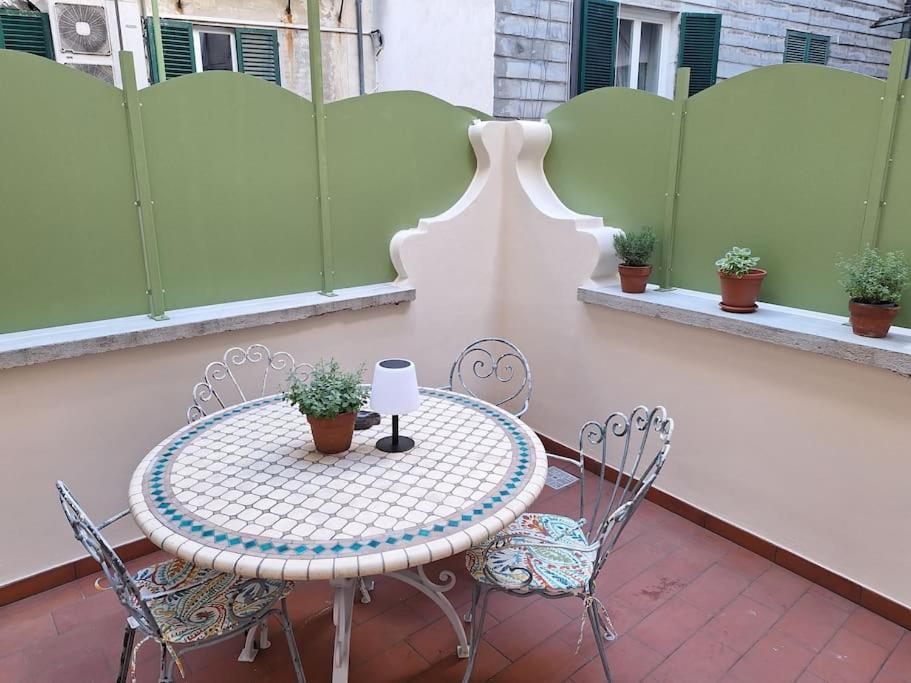 Il Talismano-In Citta -Vicino Al Mare Apartment Savona Bagian luar foto